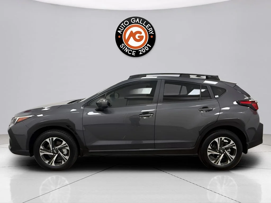 Used 2025 Gray Subaru Premium image 4