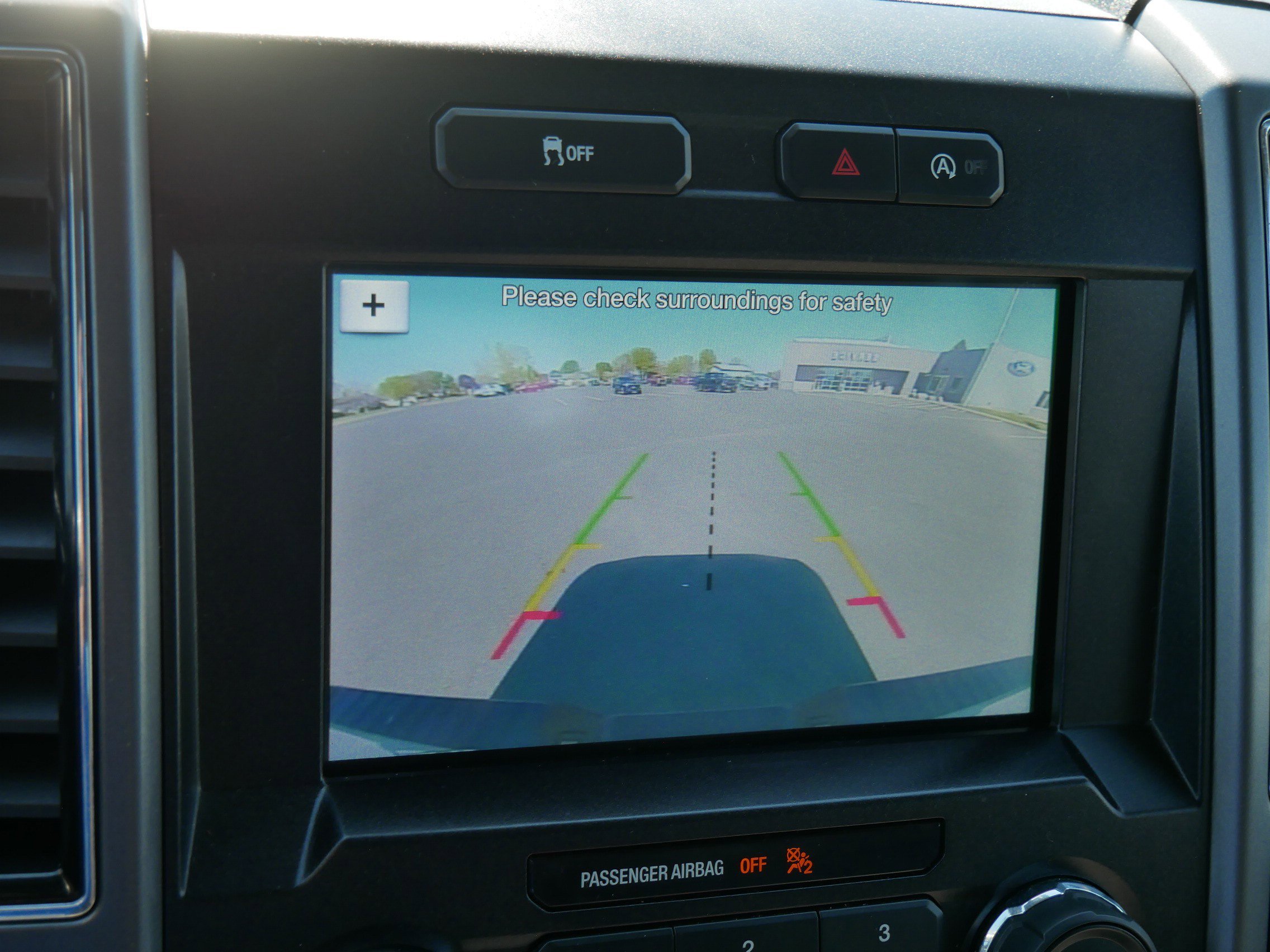 Used 2019 White Ford XLTV8 image 22