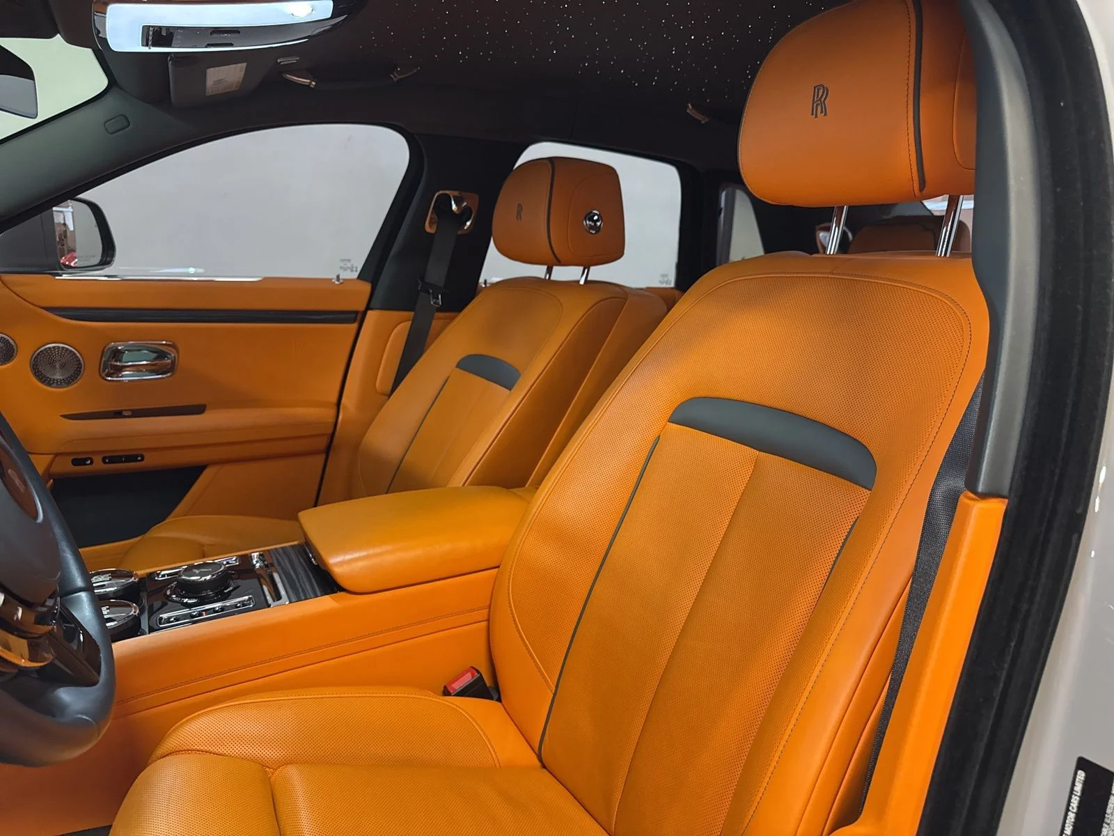 Used 2022 Gray Rolls-Royce Base image 13