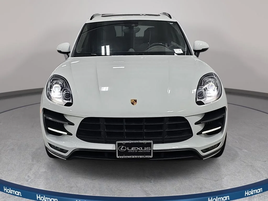 Used 2015 White Porsche Turbo image 3
