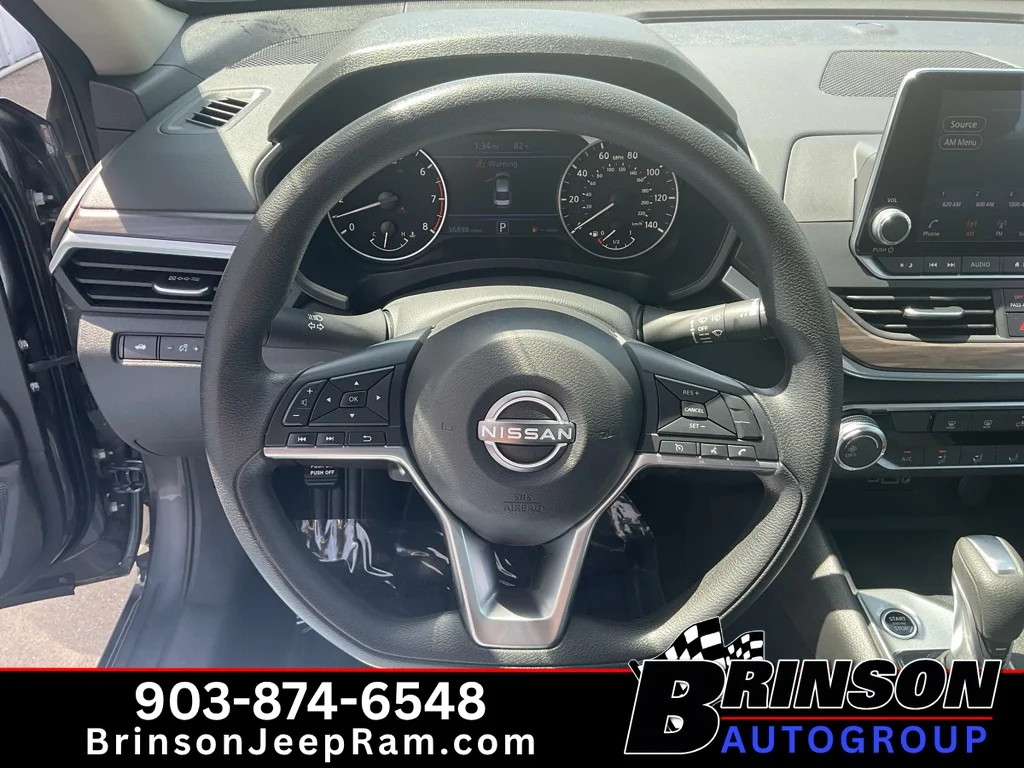 Used 2025 Gun Metallic Nissan SV image 28