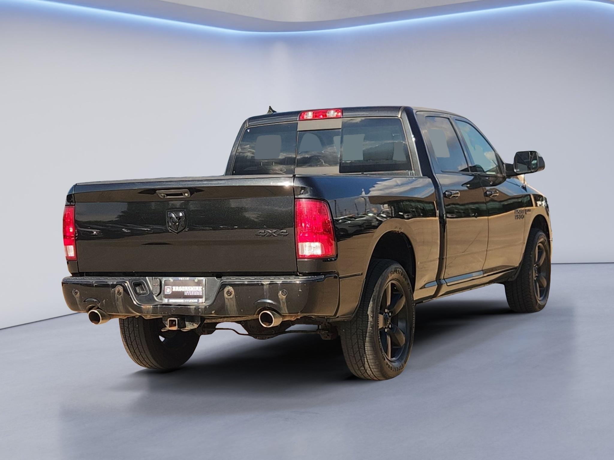 Used 2018 BLACK Ram Big Horn image 6