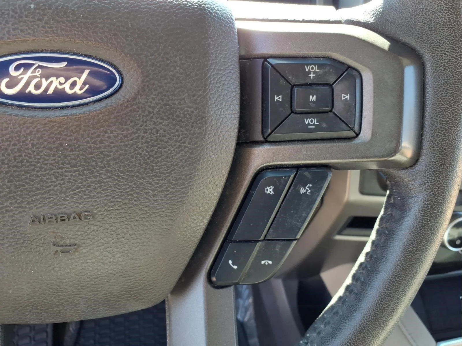 Used 2020 Star White Metallic Tri-Coat Ford XLT image 20