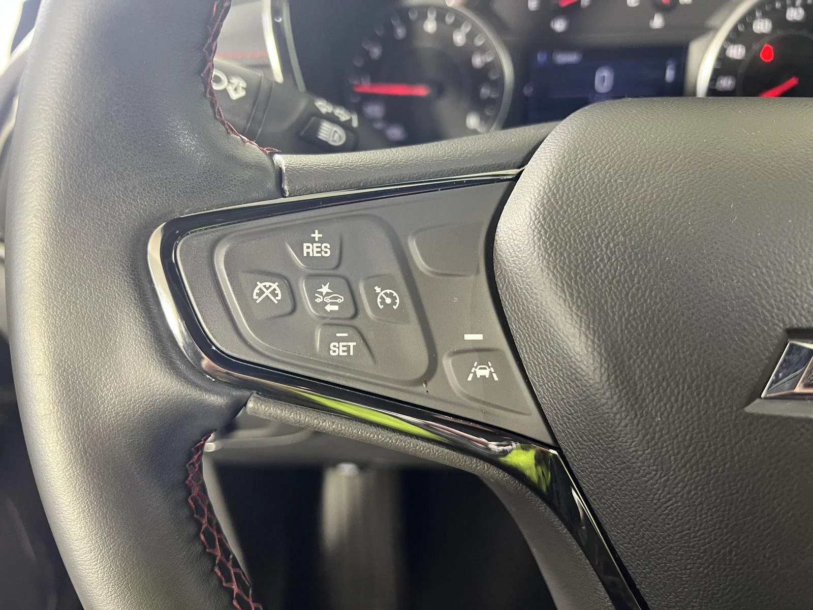 Used 2023 Iron Gray Metallic Chevrolet RS image 9