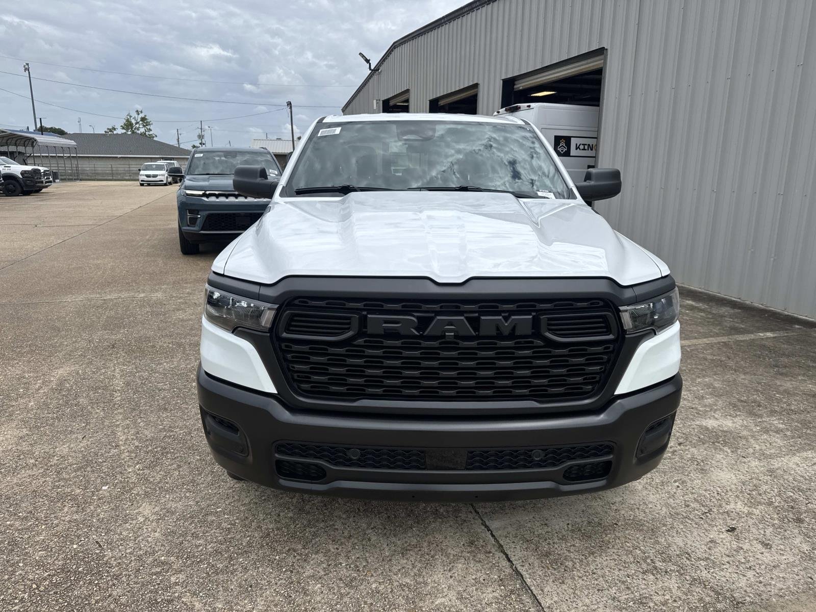 New 2026 Bright White Clear-Coat Exterior Paint RAM Tradesman image 2