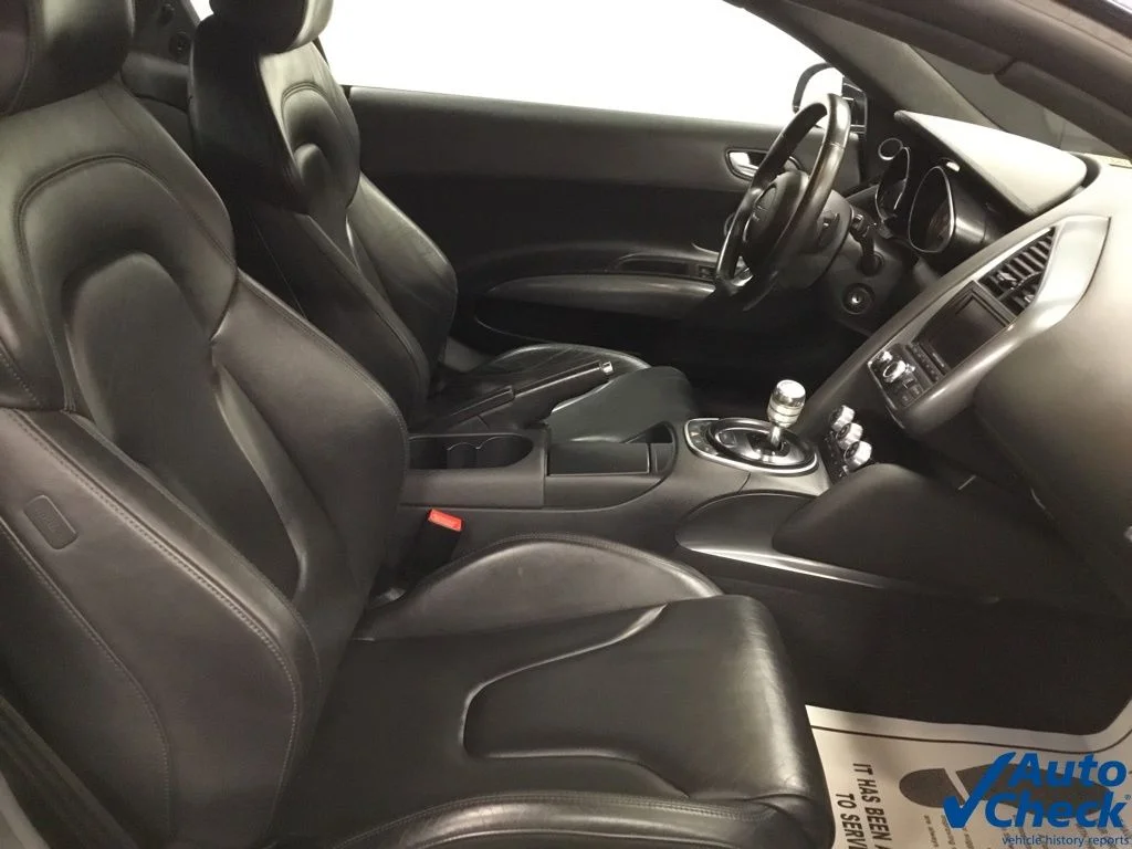 Used 2008 Black Audi 4.2 image 18
