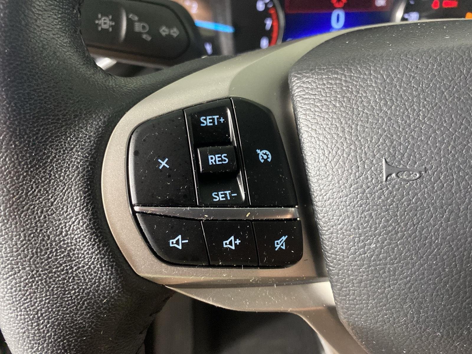 Used 2023 Agate Black Ford XLT image 18