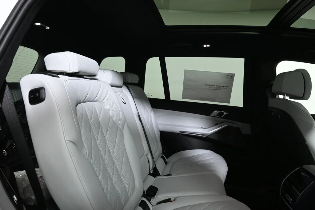 New 2027 White BMW xDrive40i image 35