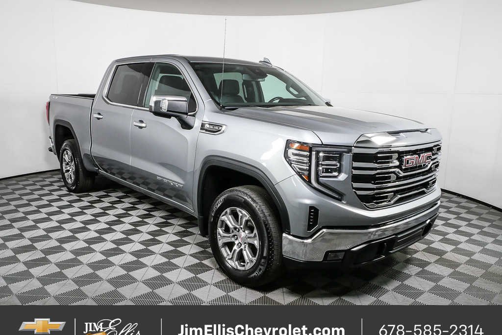 2025 GMC Sierra 4WD Crew Cab Short Box SLT's photo