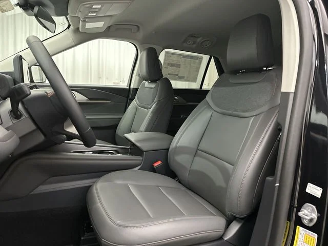 New 2026 Agate Black Metallic Ford Active image 43