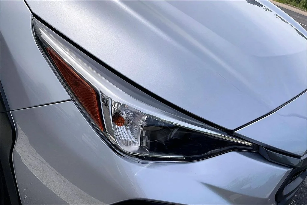 Used 2026 Silver Subaru Premium image 29