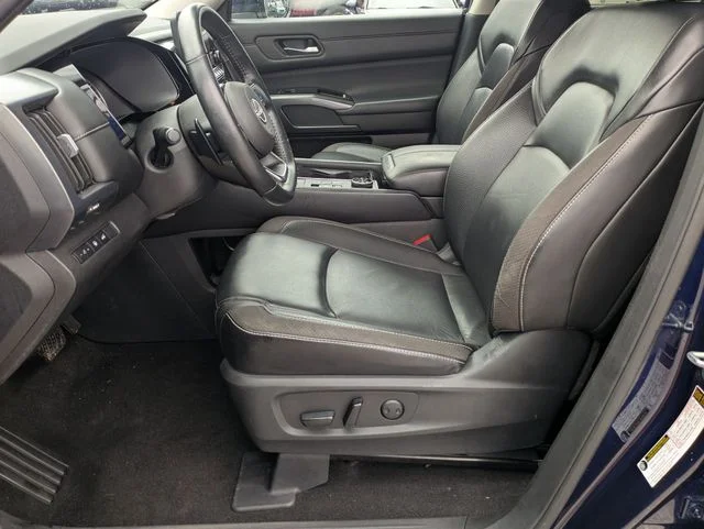 Used 2024 Blue Nissan SL image 12