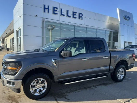 Used 2025 Carbonized Gray Metallic Ford XLT image 3