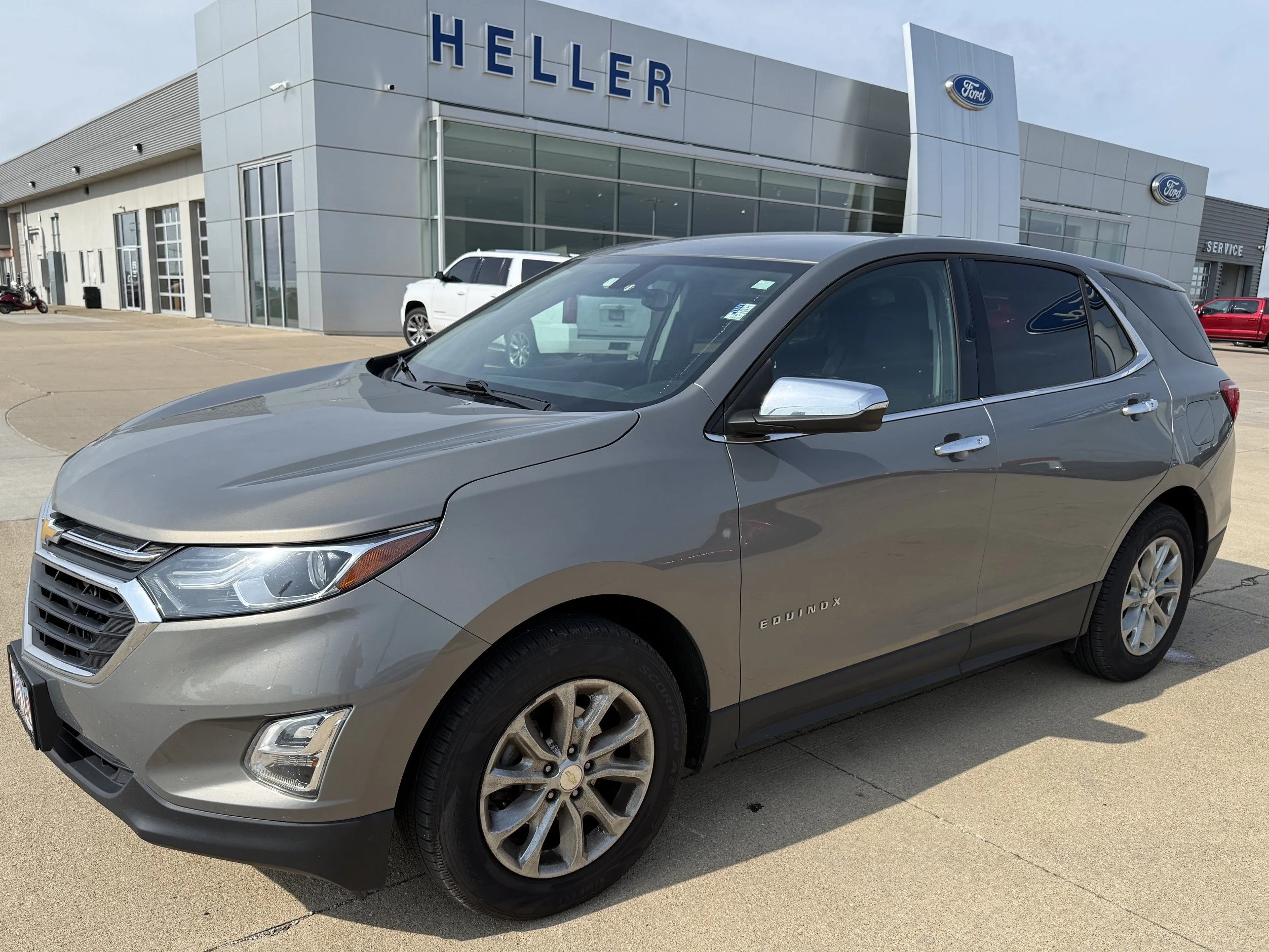 Used 2018 Pepperdust Metallic Chevrolet LT image 3