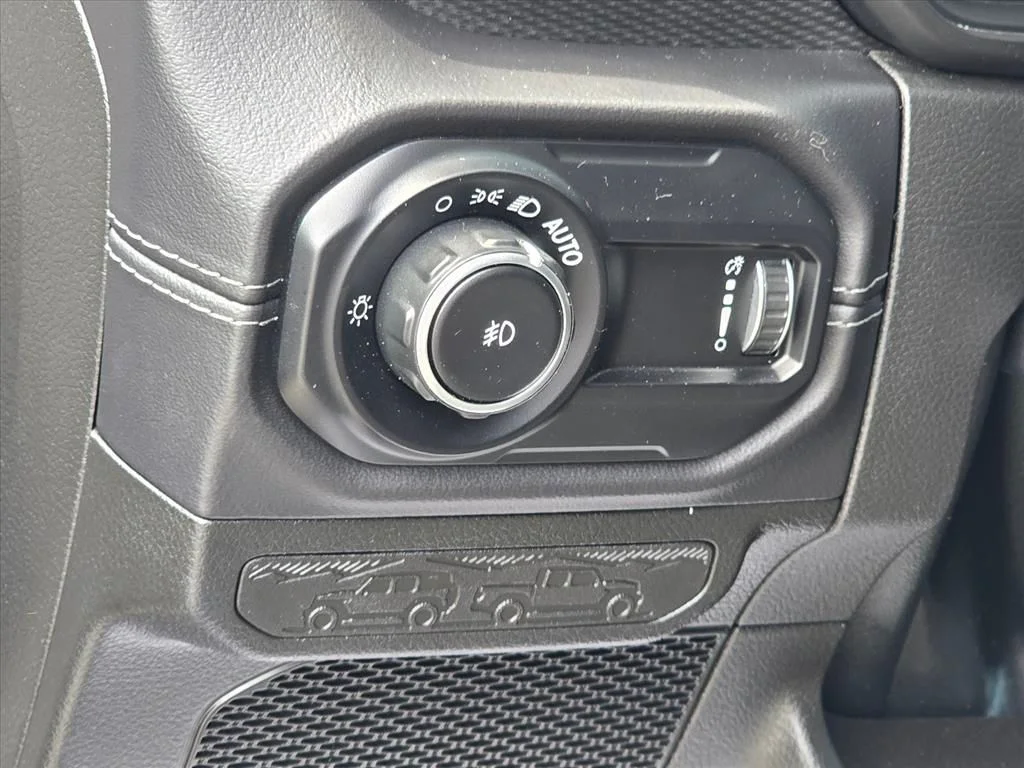 Used 2025 Black Jeep Rubicon image 8