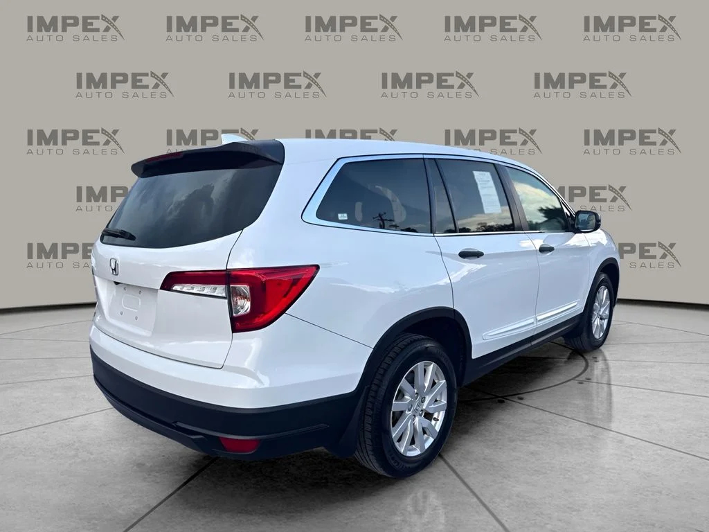 Used 2020 White Honda LX image 5