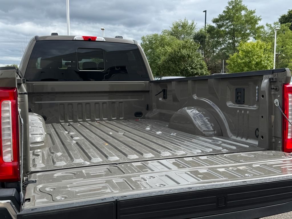 Used 2026 Marsh Gray Ford King Ranch image 24