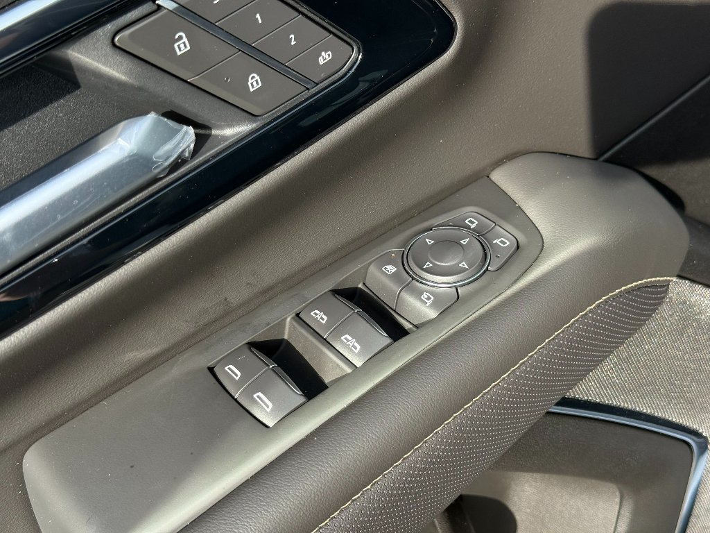2026 Chevrolet Tahoe Premier - Photo 24