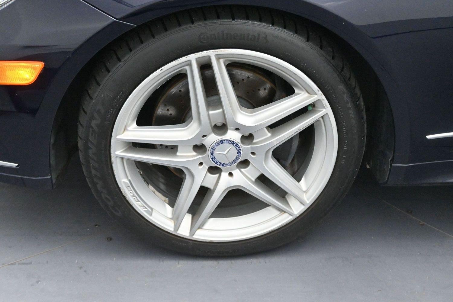 Used 2011 Capri Blue Metallic Mercedes-Benz E 350 image 35