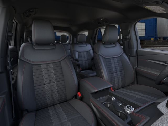New 2026 Star White Metallic Tri-Coat Ford ST-Line image 11