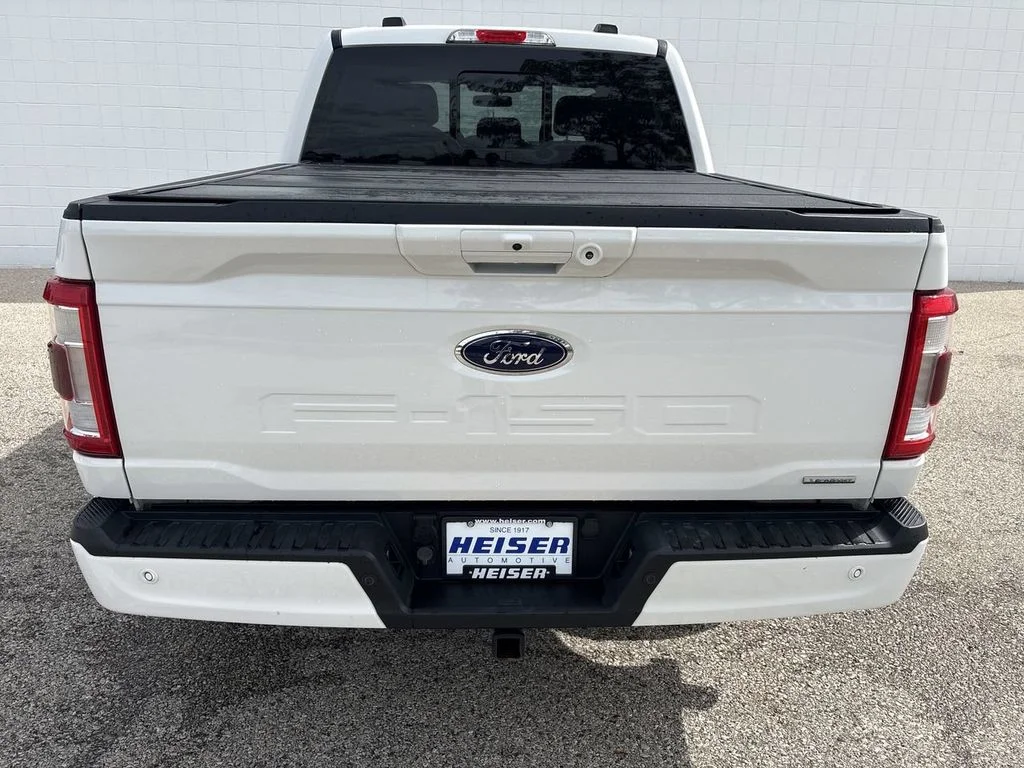 Used 2021  Ford Lariat image 12