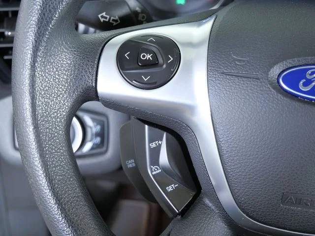 Used 2015 Orange Ford SE image 29