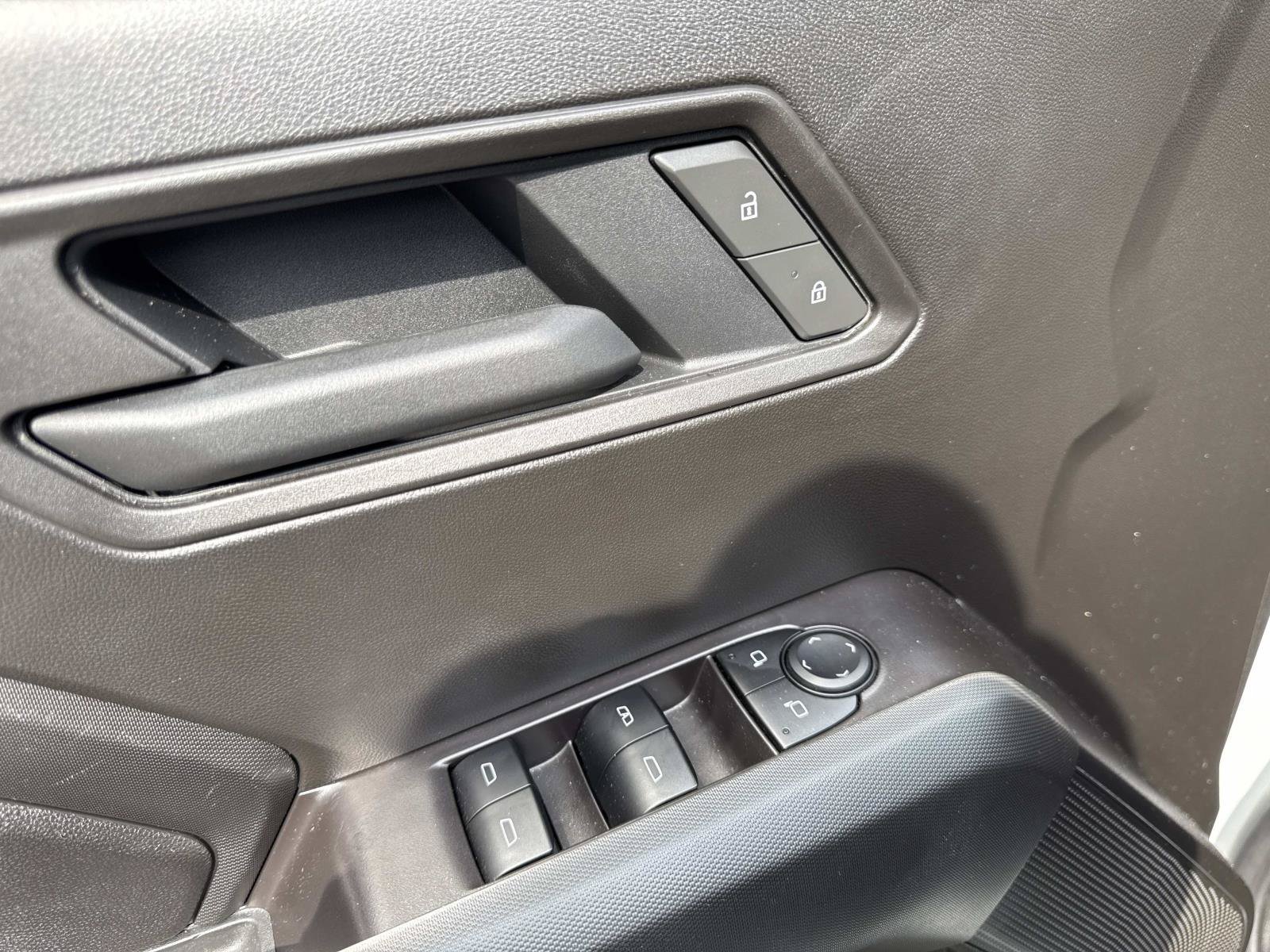 2025 Chevrolet Colorado Trail Boss - Photo 17