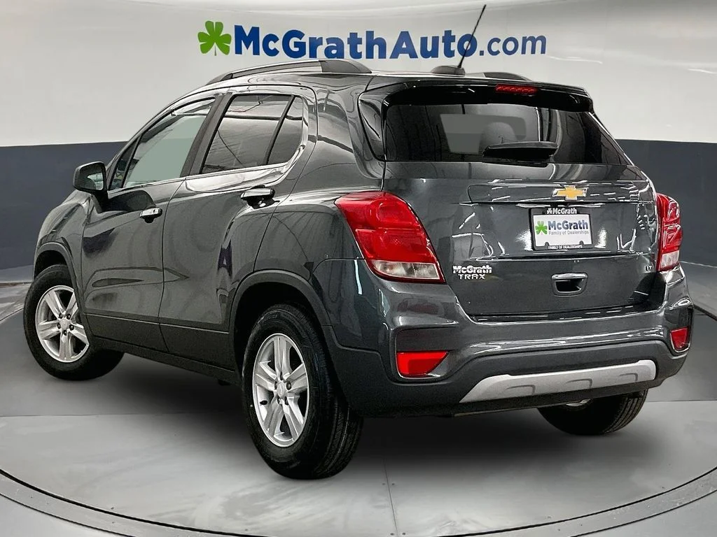 Used 2020 Gray Chevrolet LT image 3