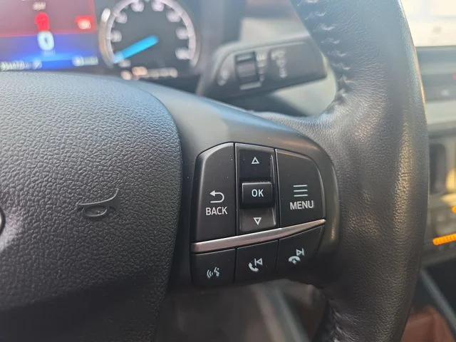 Used 2022 Green Ford Lariat image 18