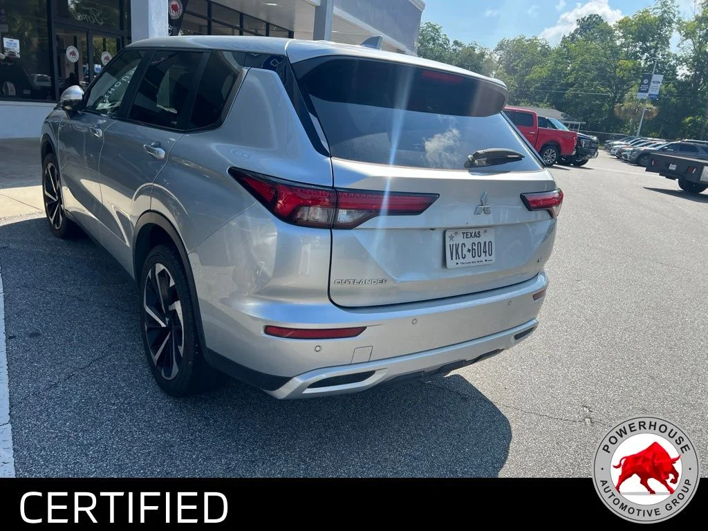 Used 2024  Mitsubishi  image 5