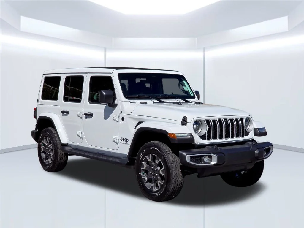 New 2027 White/off-white Jeep Sahara image 15