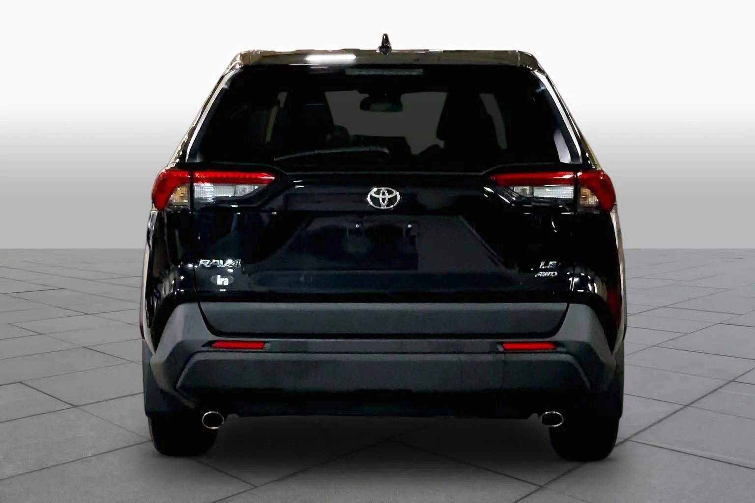 Used 2025 Midnight Black Metallic Toyota LE image 5