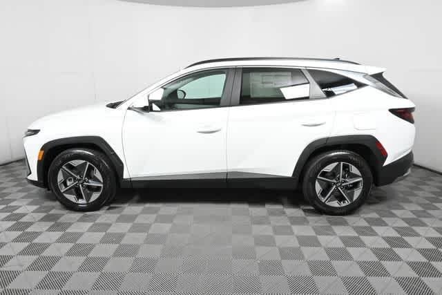 New 2026 Serenity White Pearl Hyundai SEL FWD image 36