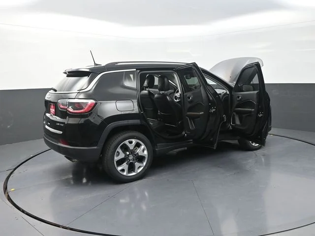 Used 2018 Black Jeep Limited image 44