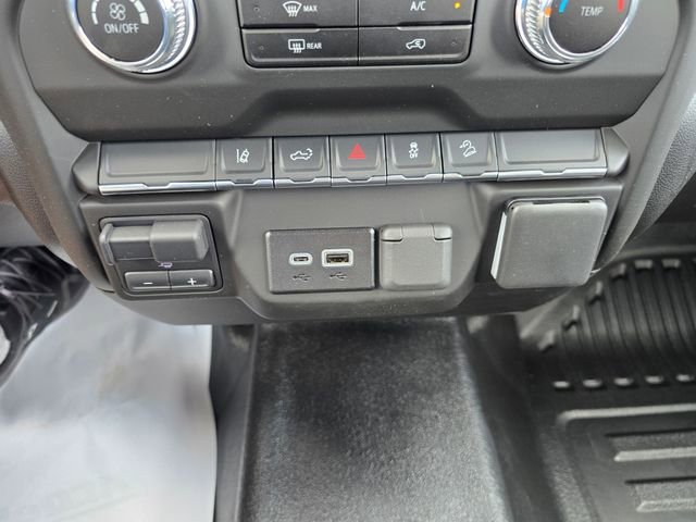 2025 GMC Sierra 3500HD Pro - Photo 17