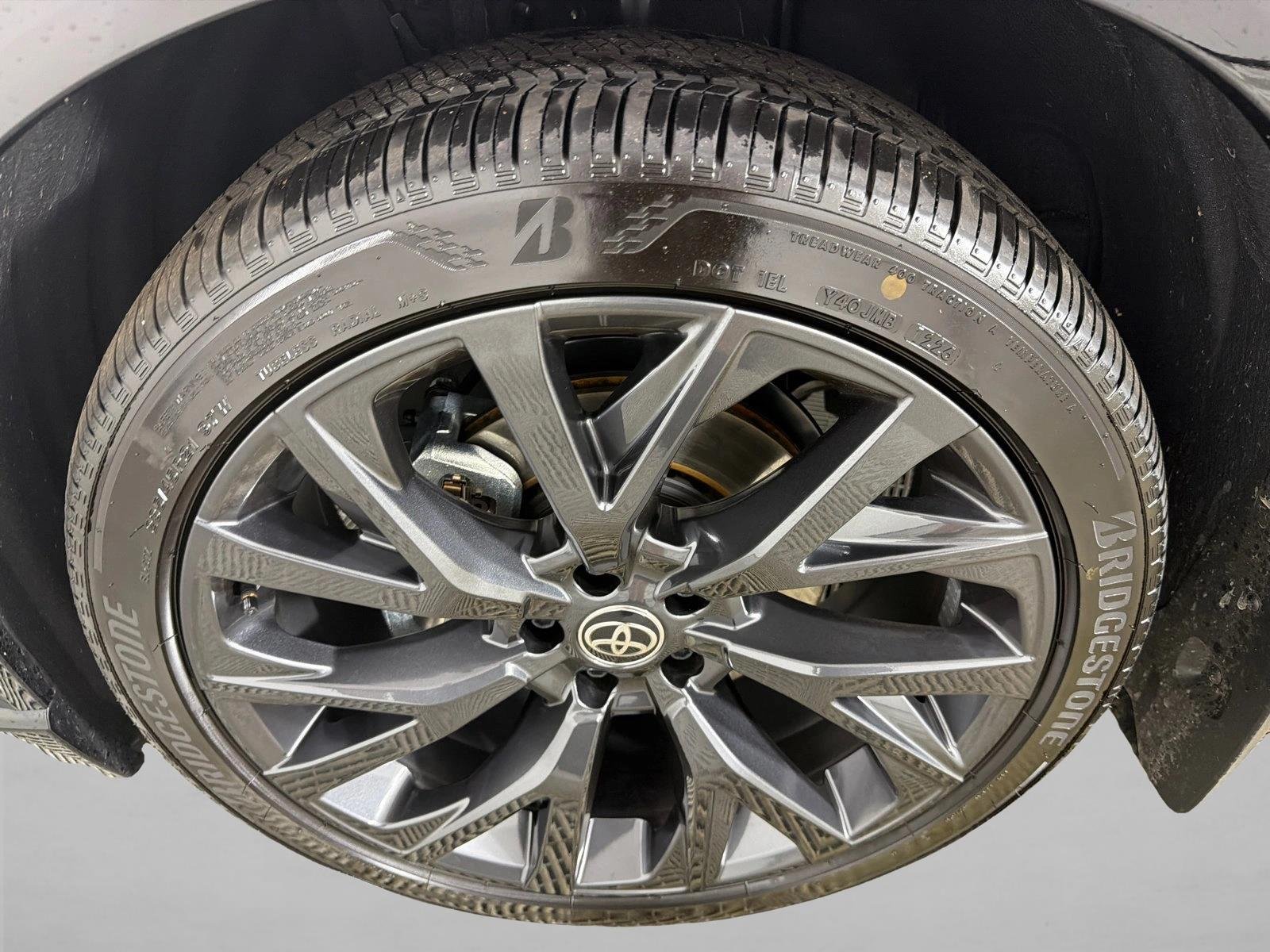 Used 2026 Oxygen Toyota Limited image 12