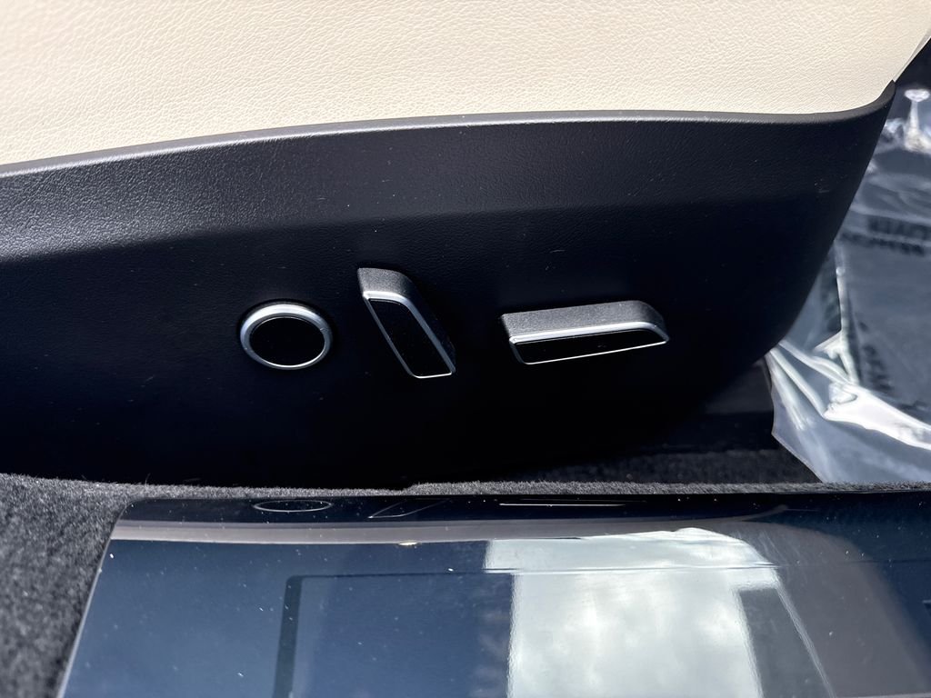 Used 2021 Black Tesla Plaid image 13