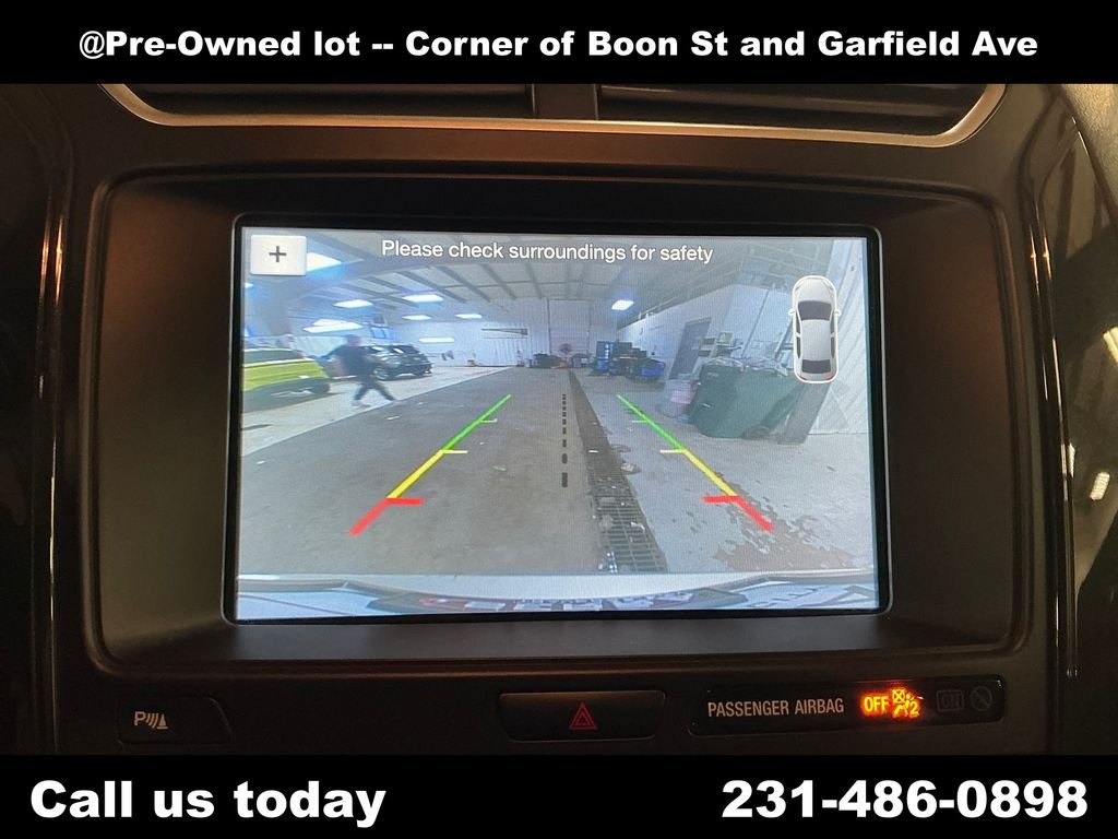 Used 2017 Gold Ford XLT image 24