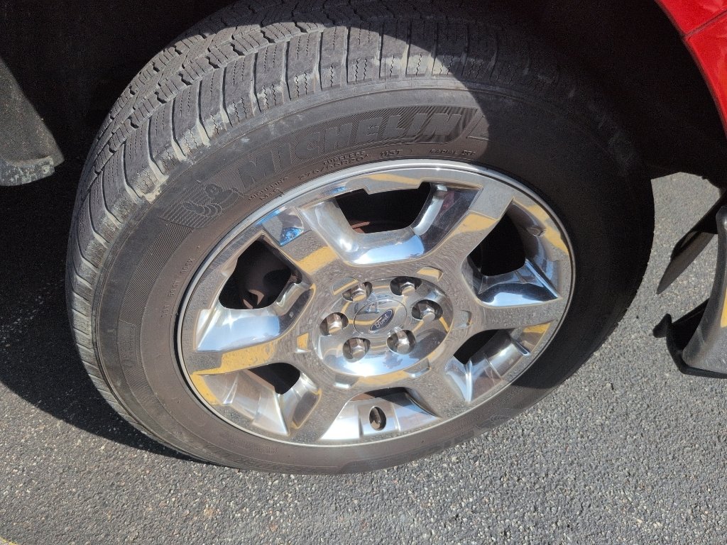 Used 2014 RACE RED Ford XLT image 9