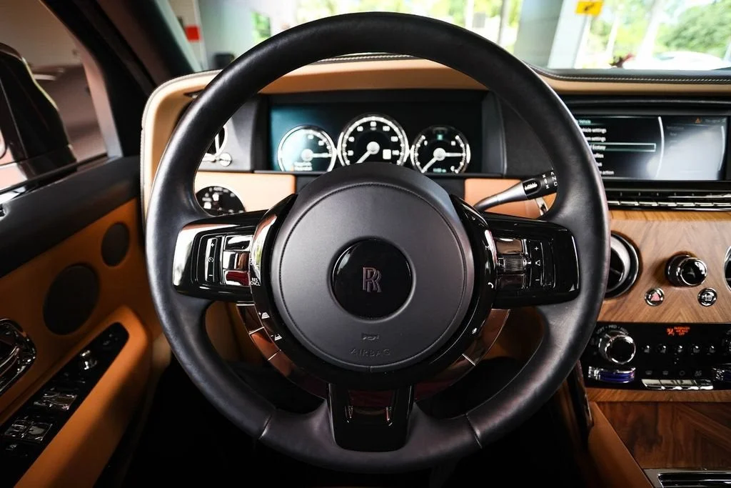 Used 2022 Gunmetal Rolls-Royce Base image 26