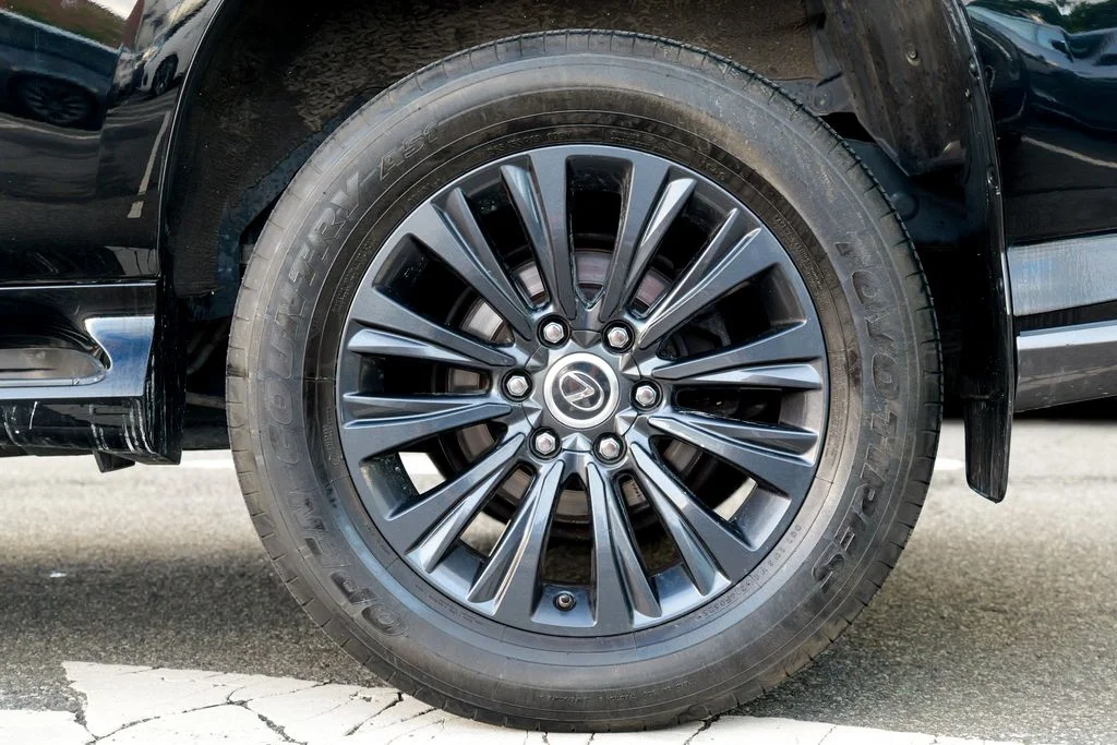 Used 2023 Onyx Black Lexus 460 image 14