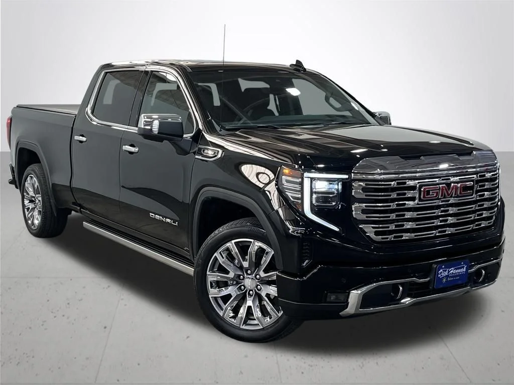 Used 2023 Black GMC Denali image 7