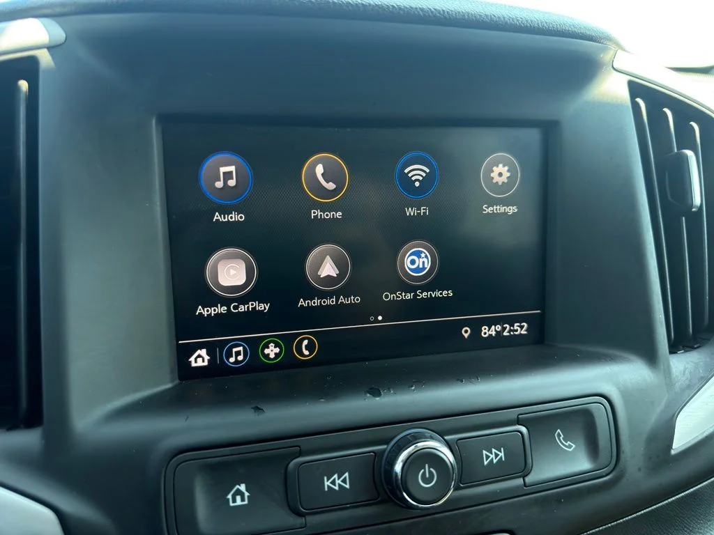 Used 2020 Black GMC SLE image 19