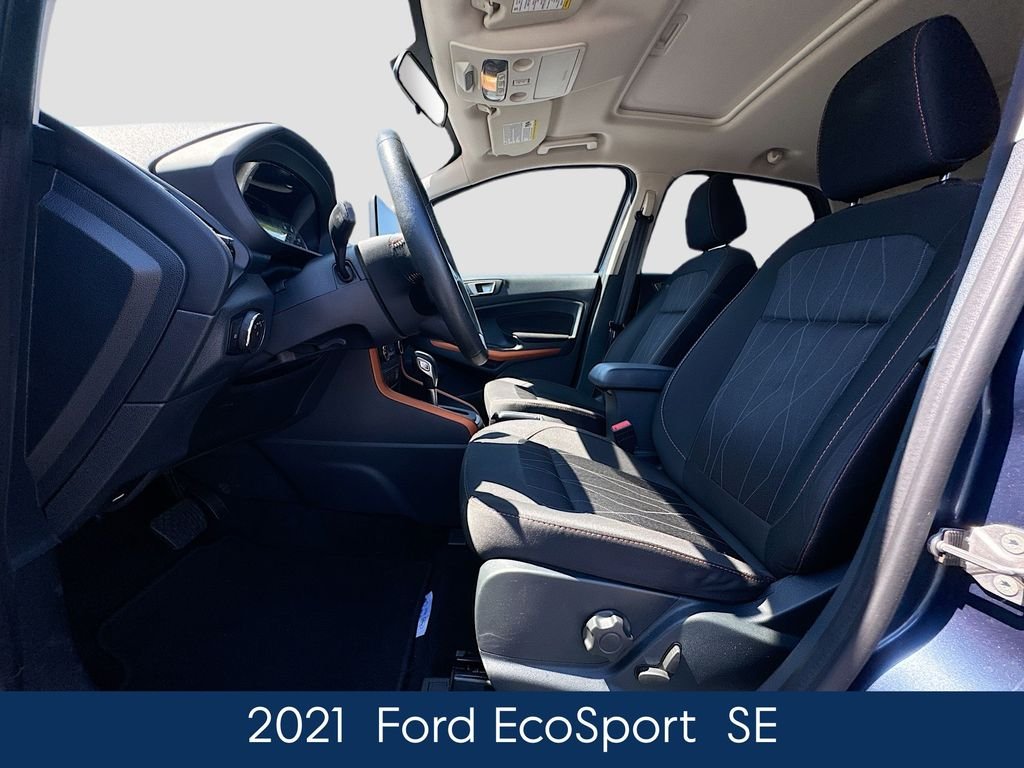 Used 2021 Blue Ford SE image 25