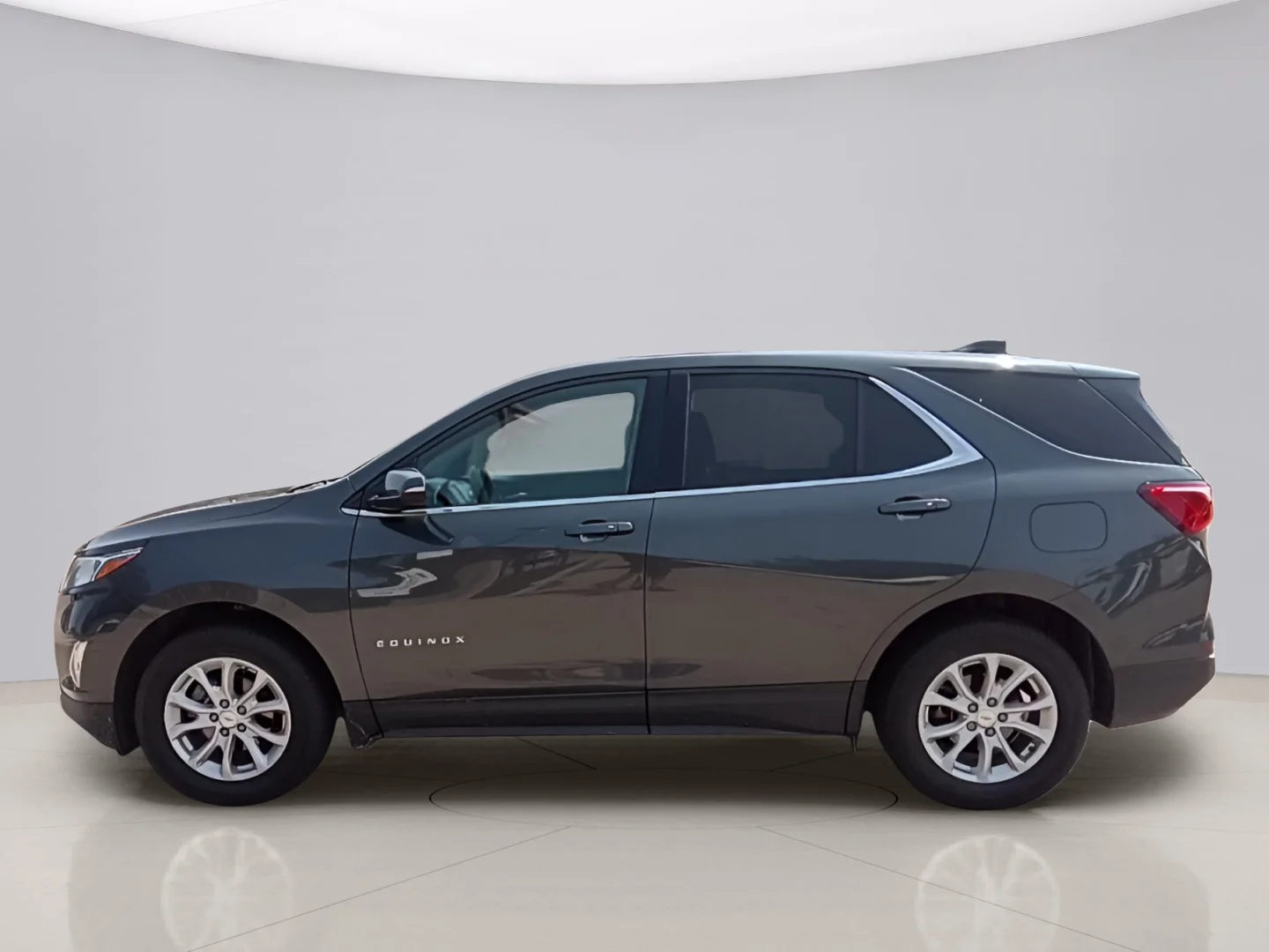 Used 2019 Gray Chevrolet LT image 2