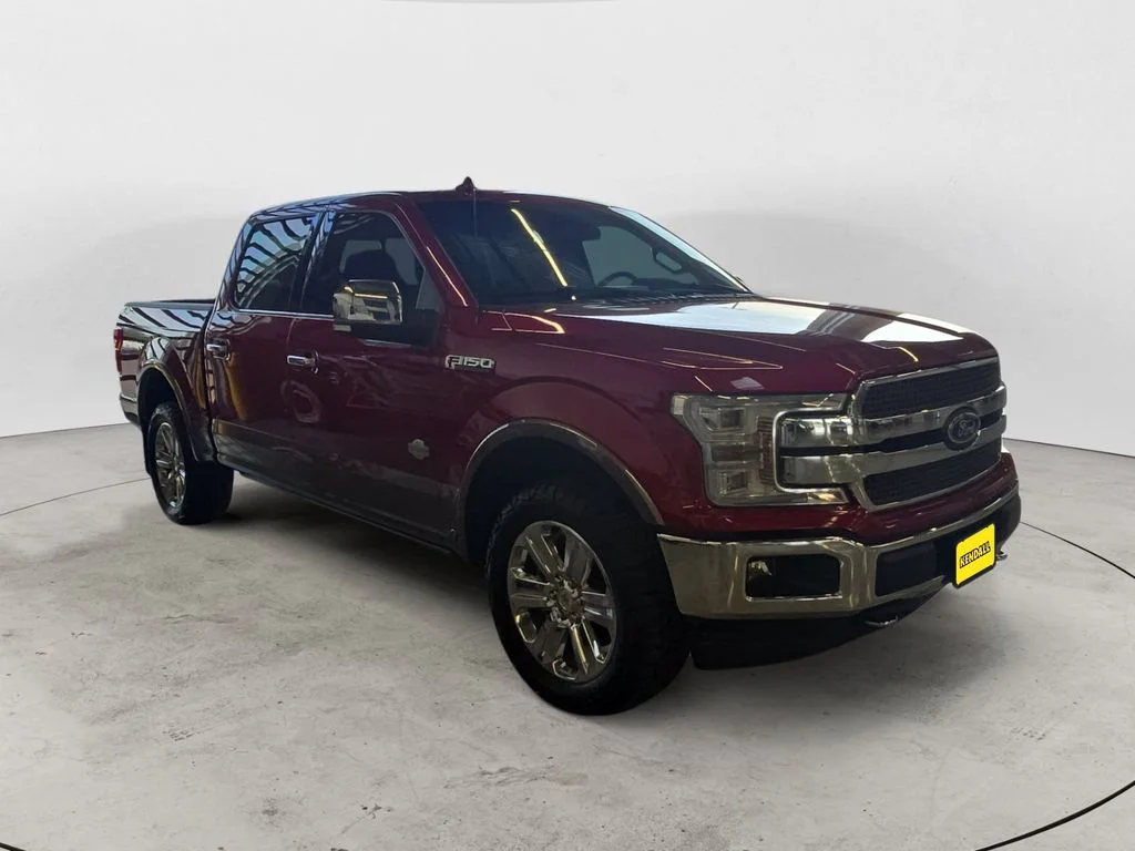 Used 2019 Red Ford King Ranch image 3