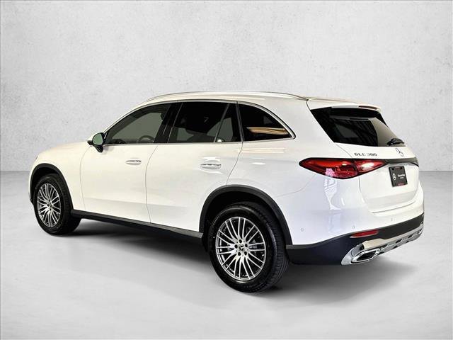 New 2026 Polar White Mercedes-Benz GLC 300 image 37