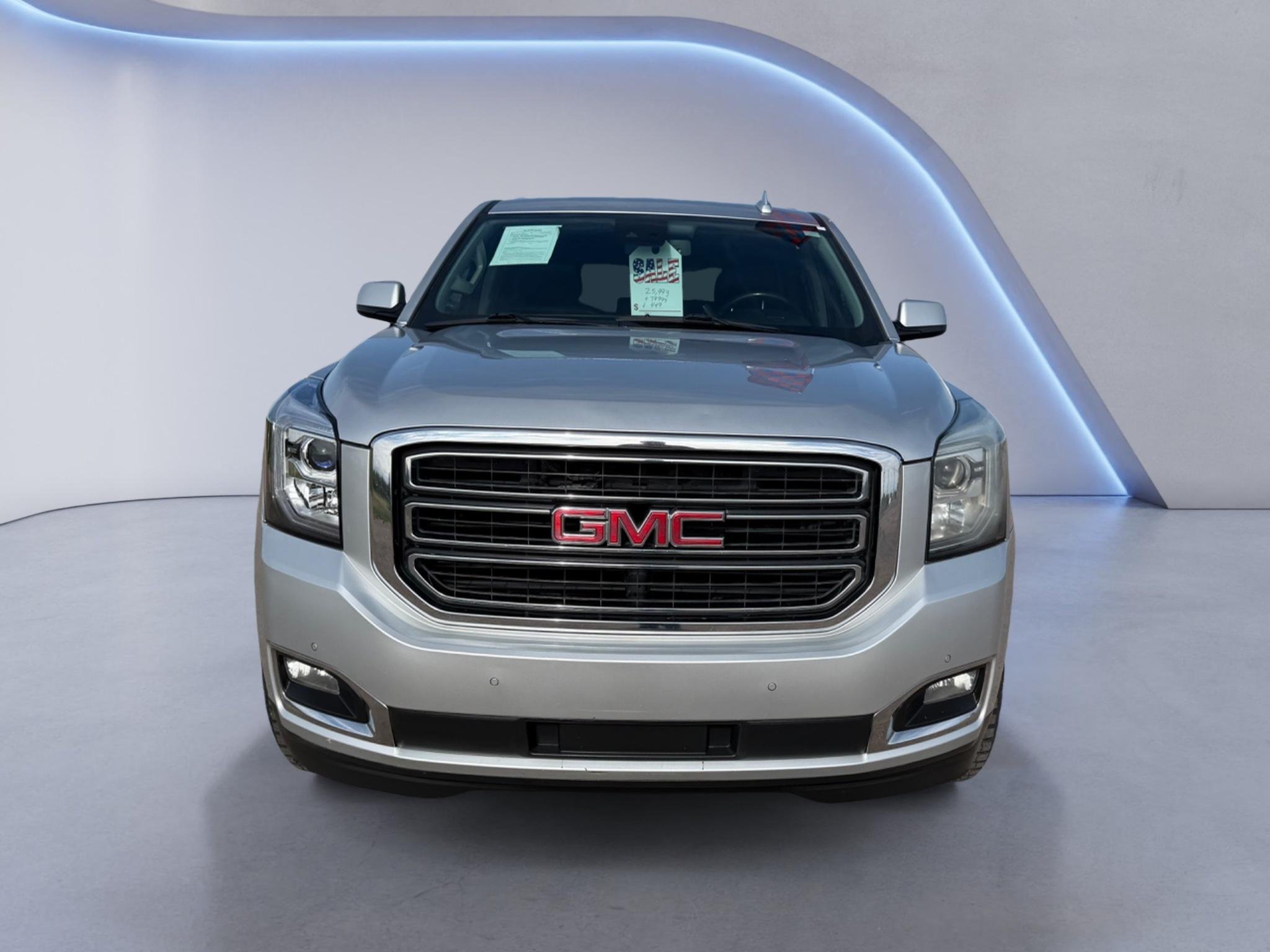 Used 2020 Quicksilver Metallic GMC SLT image 2