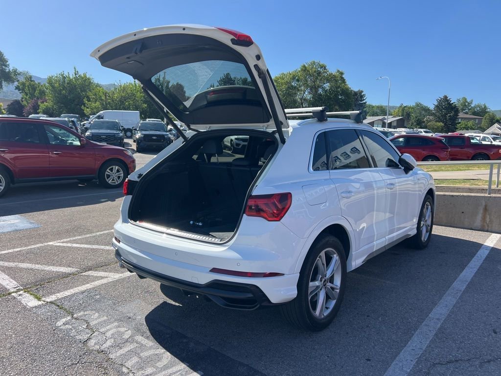 Used 2021 Ibis White Audi Premium image 5