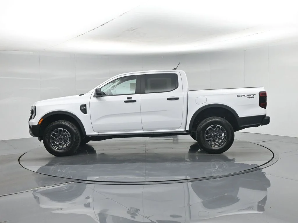 New 2026 Oxford White Ford XLT image 26